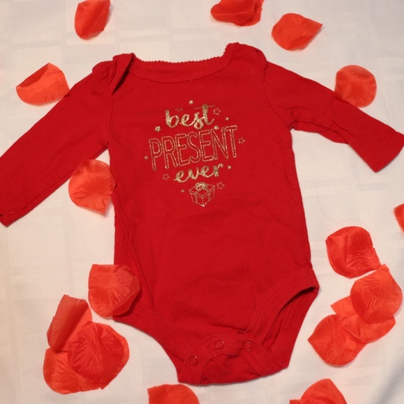 Red BabyGirl chritstmas under shirt size 0-3 Months. - Picture 1 of 2